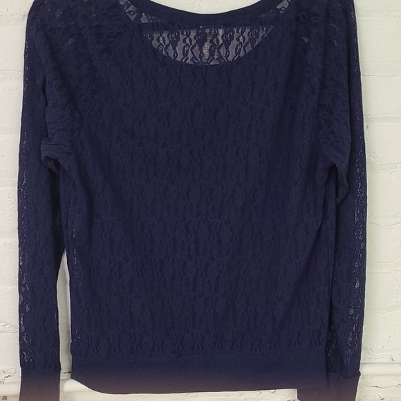 PINK  VICTORIA SECRET NAVY LACE TOP SZ MED - Picture 7 of 8